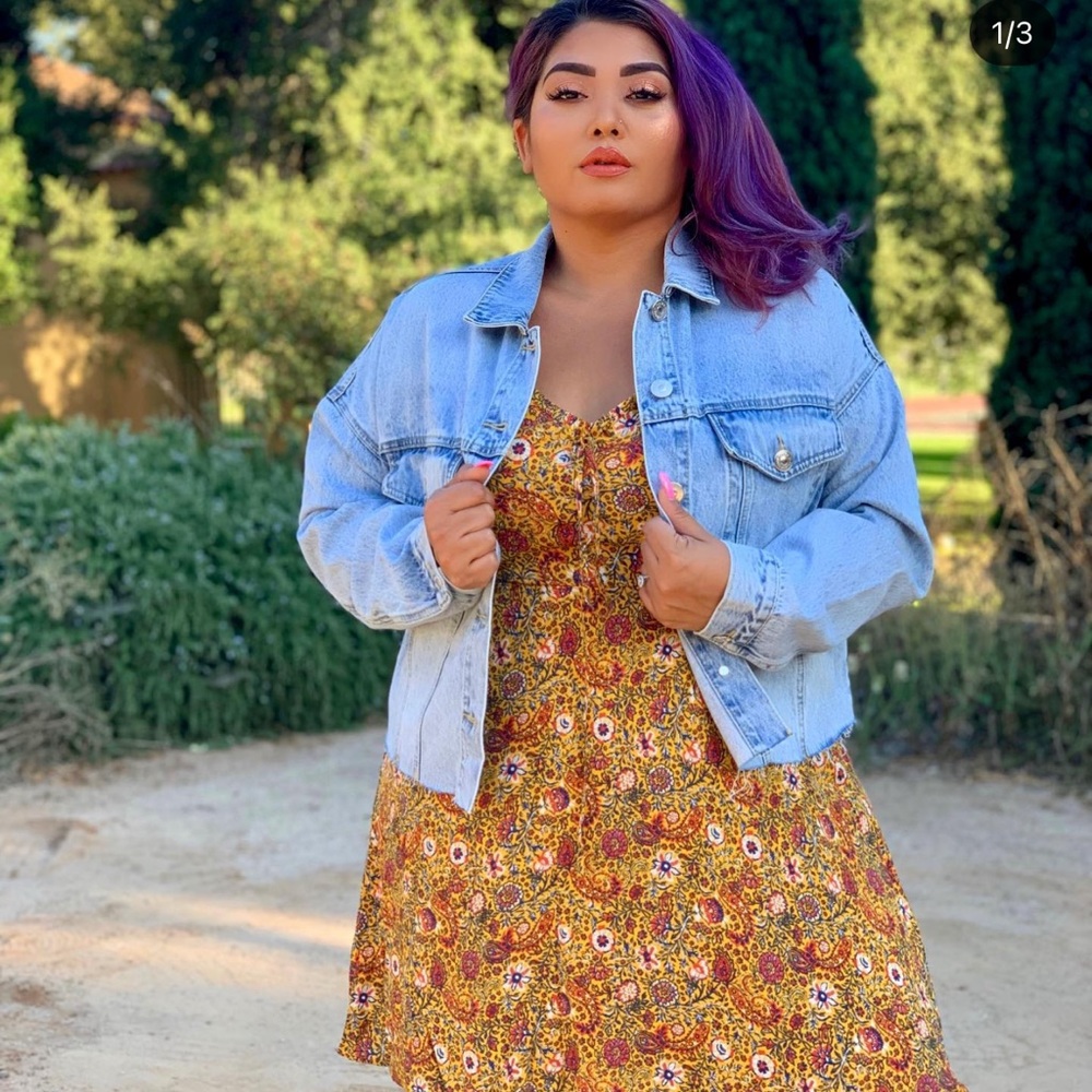 Flower yellow dress
